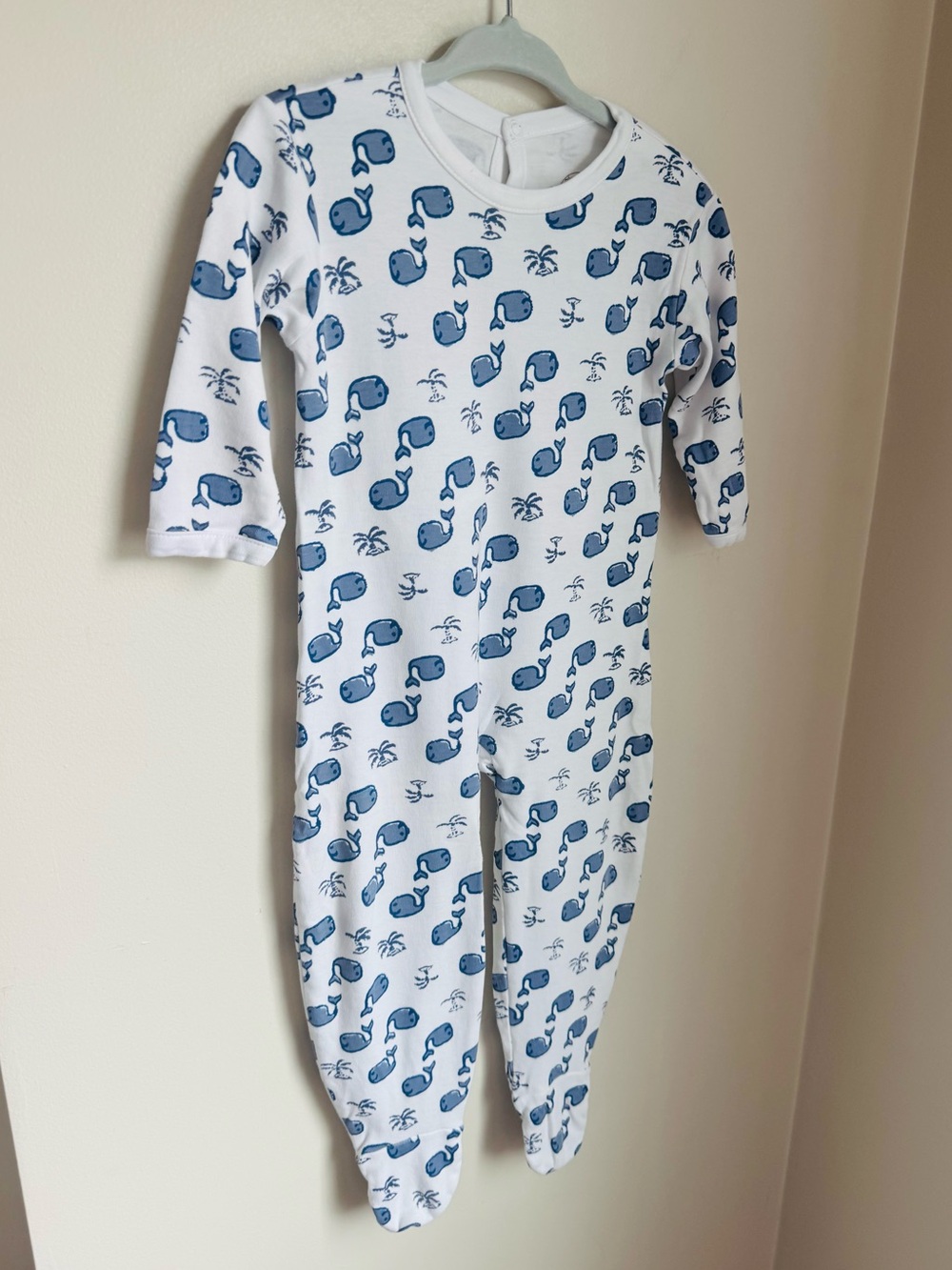 Roller Rabbit Whale Print Pajama Footie Size 6-9 Button Back